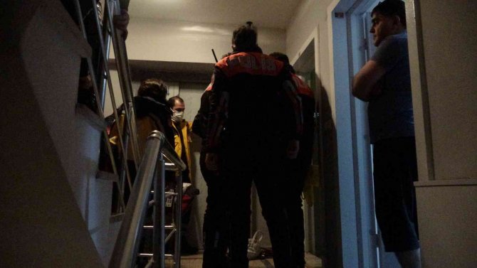 Haber Alınamayan Yaşlı Adam Evinde Ölü Bulundu