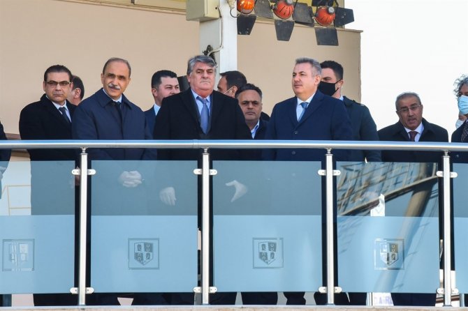 Valilik Kupası Koşusunu "Bay Emir" Kazandı