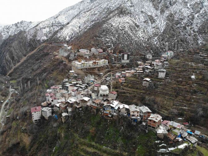 Artvin’in Dereiçi Köyünde Çıkan Yangının Üzerinden Tam Bir Yıl Geçti