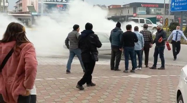Lpg’li Araç Alev Aldı, Korku Dolu Dakikalar Kameralara Yansıdı