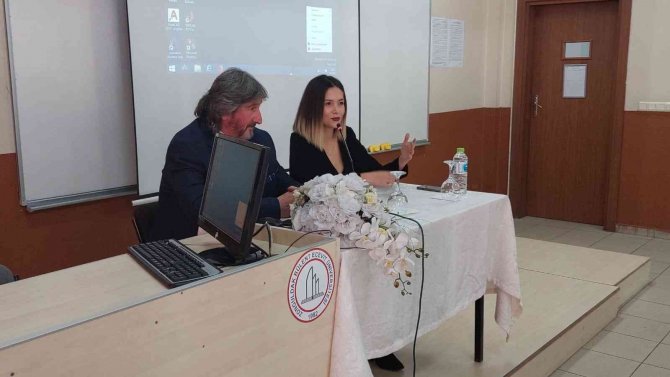 Radyo Televizyon Programcılığı Öğrencilerine Tecrübelerini Anlattılar