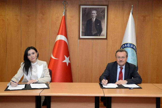 Üniversite İle Sanayi İşbirliği Her Alanda Devam Ediyor