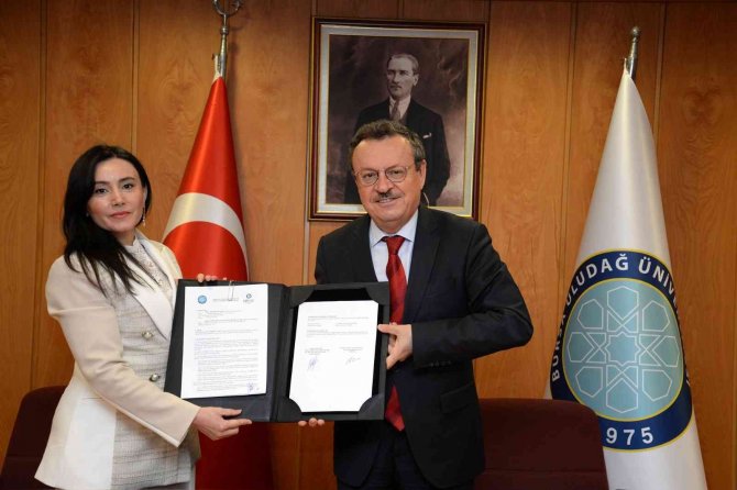 Üniversite İle Sanayi İşbirliği Her Alanda Devam Ediyor