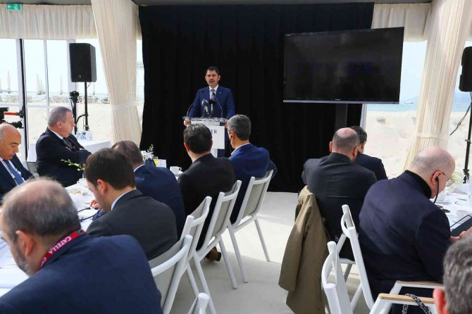 Çevre, Şehircilik Ve İ̇klim Değişikliği Bakanı Kurum: "Türkiye Geçen Yıl Yüzde 11 Büyüme İle Rekor Kırdı"