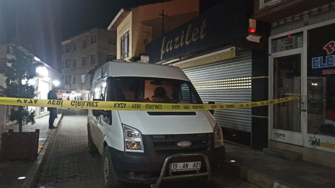 Pompalı Tüfekle Kuyumcuyu Basan Kar Maskeli Hırsızlar 2 Kilo Altın Çaldı