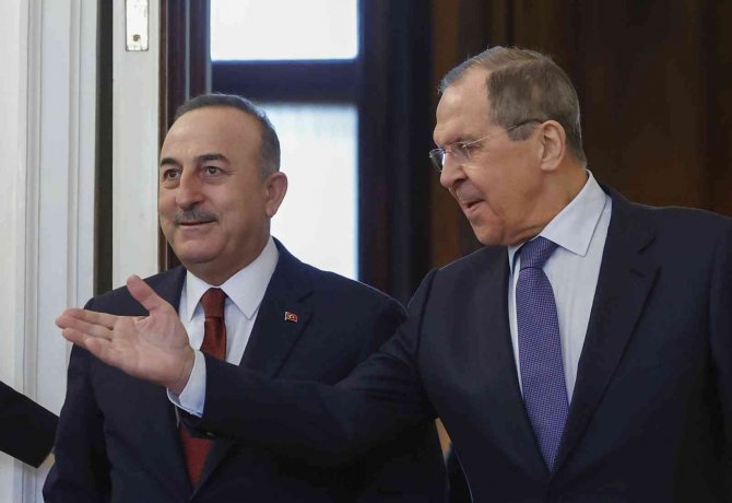 Bakan Çavuşoğlu, Moskova’da Rus Mevkidaşı Lavrov İle Görüştü