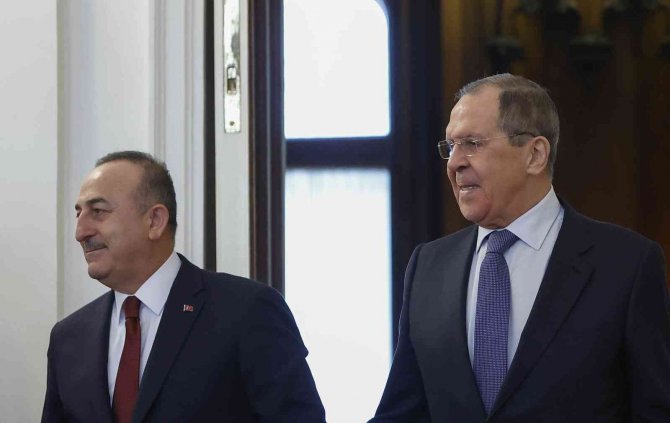 Bakan Çavuşoğlu, Moskova’da Rus Mevkidaşı Lavrov İle Görüştü