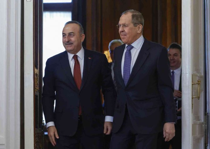 Bakan Çavuşoğlu, Moskova’da Rus Mevkidaşı Lavrov İle Görüştü