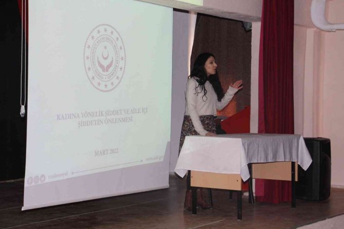 Dumlupınar’da Aile Eğitimi Kursları