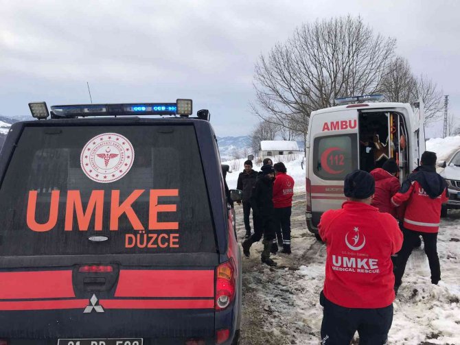 Tamir İçin Gitti, Donmaktan Umke Kurtardı