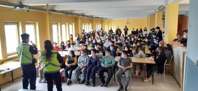 Jandarmadan Genç Yaşta Trafik Eğitimi