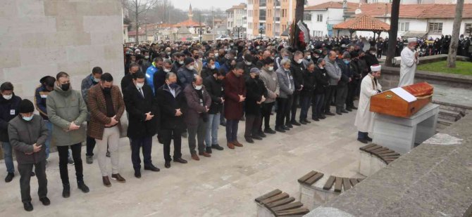 Çatıdan Düşüp Hayatını Kaybeden Çiftçi, Son Yolculuğuna Uğurlandı