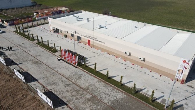 Bu Fabrikada Sadece Kadınlar Çalışacak