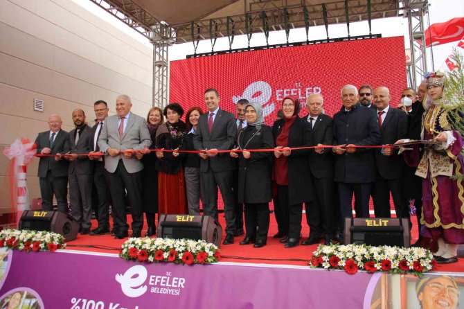 Bu Fabrikada Sadece Kadınlar Çalışacak