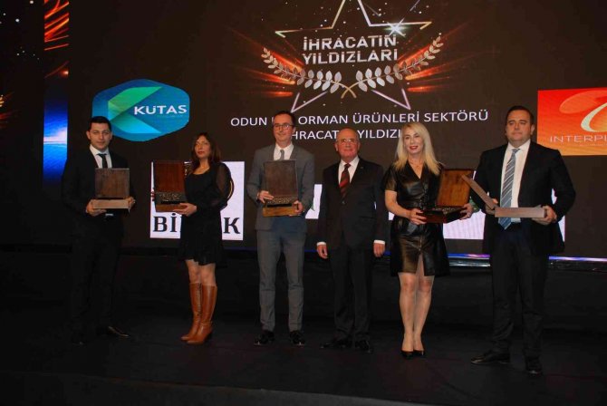 İ̇hracatın Yıldızları Ödüllerine Kavuştu