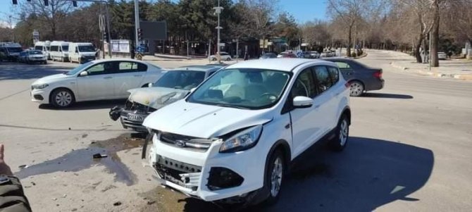 Elazığ’da Trafik Kazası: 1 Yaralı