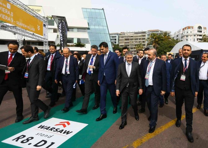 Cannes’da İ̇stanbul Çadırı’nın Açılışı Yapıldı, Uluslararası Yatırımcılar Buluştu