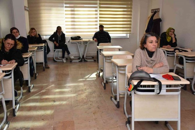 Şehzadeler Belediyesi’nden İstihdam Garantili Meslek Kursu