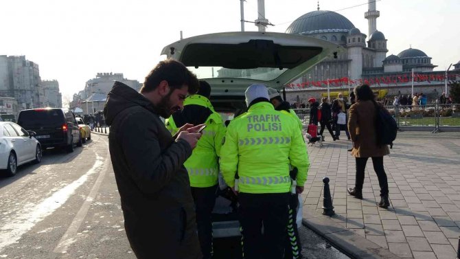 Taksim’deki Denetimlerde Taksicilere Ceza Yağdı