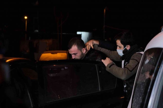 İ̇stanbul’da Uyuşturucu Tacirlerine Yönelik Eş Zamanlı Operasyon