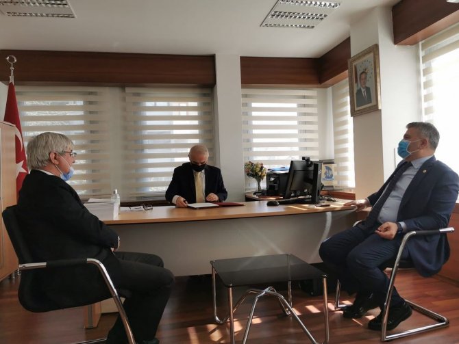 İ̇vrindi’de Gençlere Yatırım Sürüyor