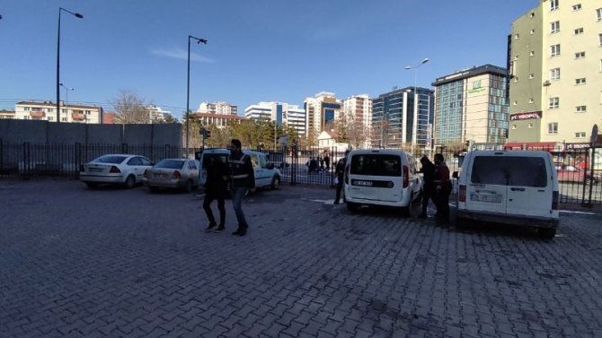 Kayseri’de İletişim Kablolarını Çalan 2 Şahıs Yakalandı