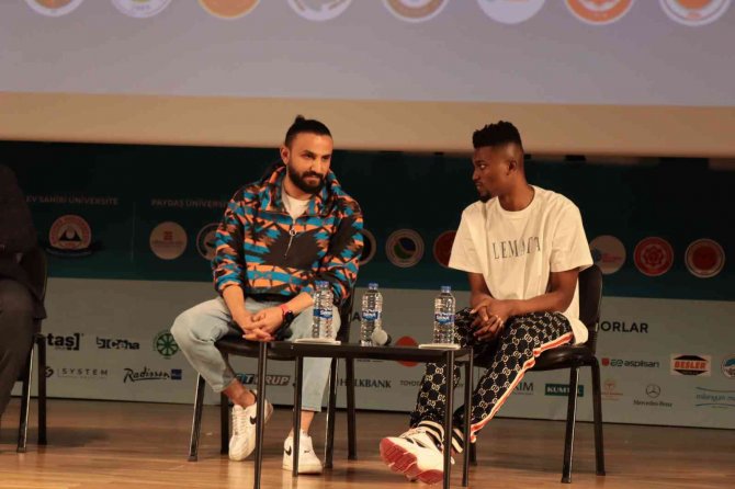 Beşerler: "Gol Attıktan Sonra Takımı İleride Tutmak İstiyoruz Ancak Oyuncular Psikolojik Olarak Geri Çekiliyor"
