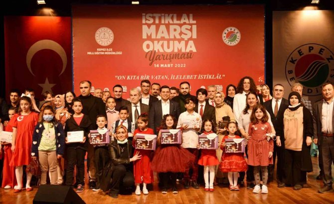 Kepez’de İ̇stiklal Marşı Okuma Yarışması
