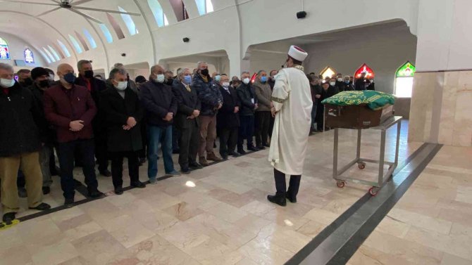 Saatler Sonra Cenazesini Buldular, Son Yolculuğuna Uğurlandı
