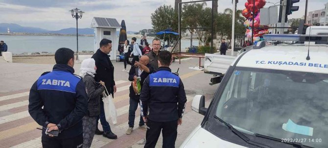 Kuşadası’nda Dilencilere Karşı "Sivil Zabıta" Önlemi