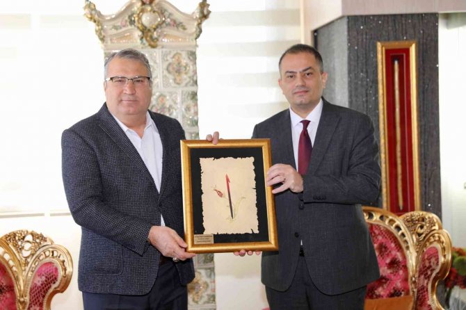 Yunusemre’ye Yapılacak Yatırımları Görüştüler