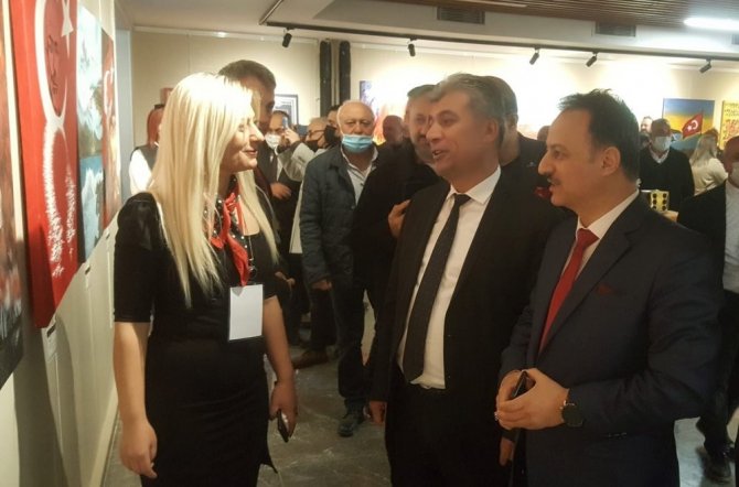 Mersin’de ’41 Mısra 41 Resim 41 Yorum’ Sergisi