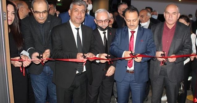 Mersin’de ’41 Mısra 41 Resim 41 Yorum’ Sergisi
