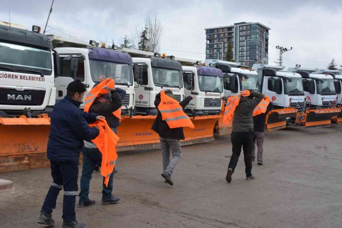 Keçiören Belediyesi Kar Yağışına Karşı Hazırlıklarını Tamamladı