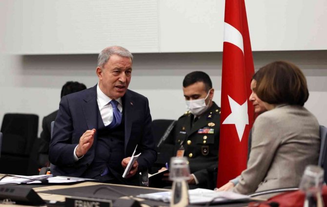 Bakan Akar, Fransa Savunma Bakanı Parly İle Görüştü