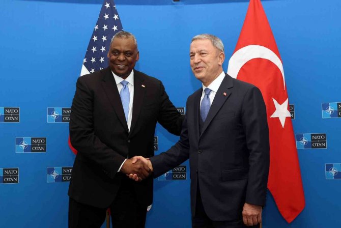 Bakan Akar, Abd Savunma Bakanı Austin İle Görüştü