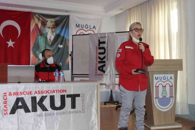 Milas’ta Öğrenciler Deprem Konusunda Bilgilendirildi