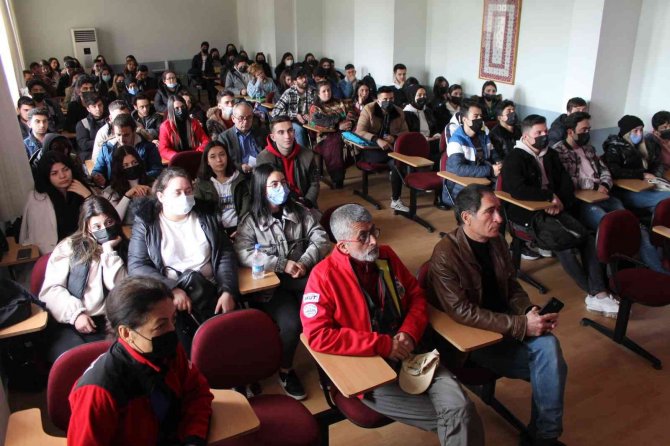 Milas’ta Öğrenciler Deprem Konusunda Bilgilendirildi