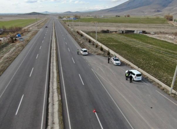 Jandarmadan Drone İle Trafik Denetimi