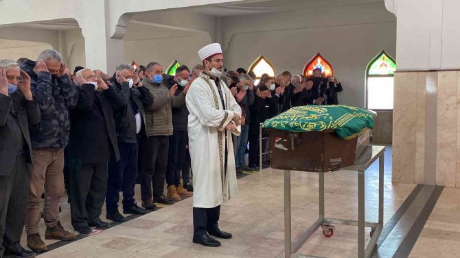 Saatler Sonra Cenazesini Buldular, Son Yolculuğuna Uğurlandı