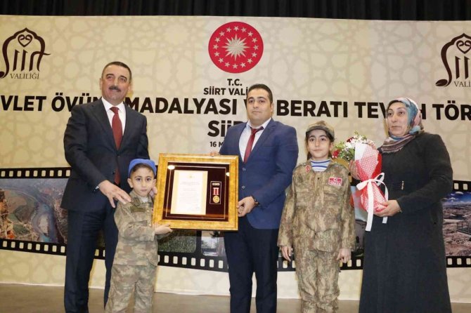 Siirt’te Şehit Yakınlarına Devlet Övünç Madalyaları Verildi