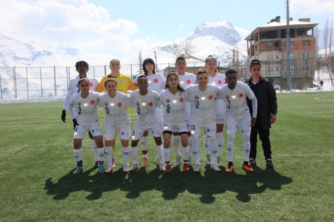 Kadınlar Süper Ligi: Hakkari Gücü: 1 - Çaykur Rizespor: 0