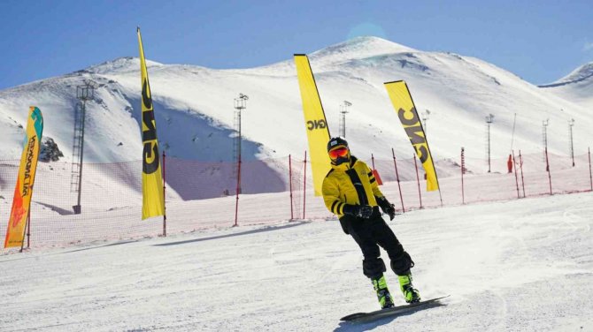 Turkcell, Türkiye Üniversite Sporları Federasyonu’nun Ana Sponsoru Oldu