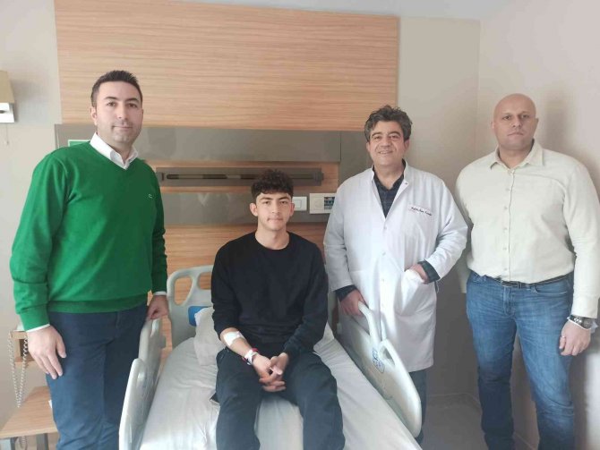 Kayserispor’un U19 Takımı Futbolcusu Ameliyat Oldu