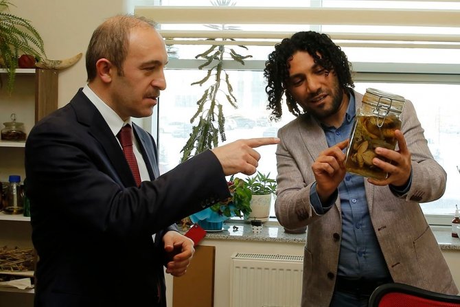 Vali Epcim, Bilim Literatürüne Bayburt İsmini Yazdıran Dr. Sefalı’yı Ziyaret Etti