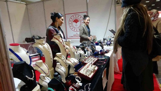 Van Mobilya Ve Evlilik Hazırlıkları Fuarı Kapılarını Açtı