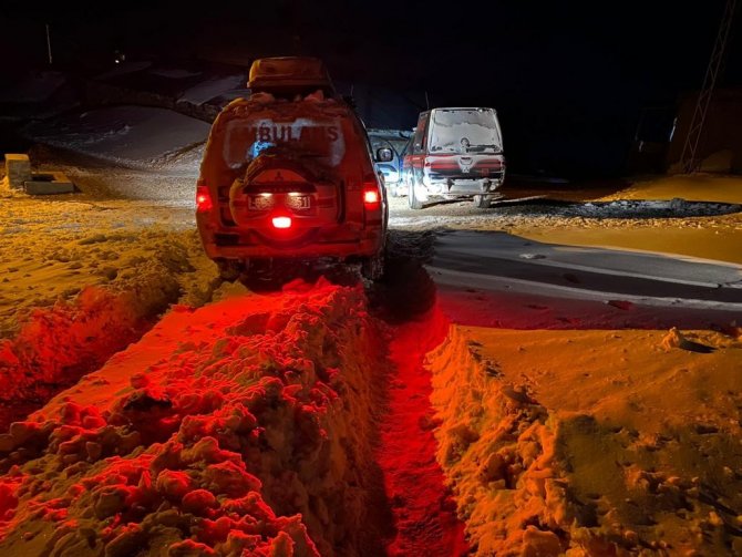 Van’da 6 Saatlik Hasta Kurtarma Operasyonu