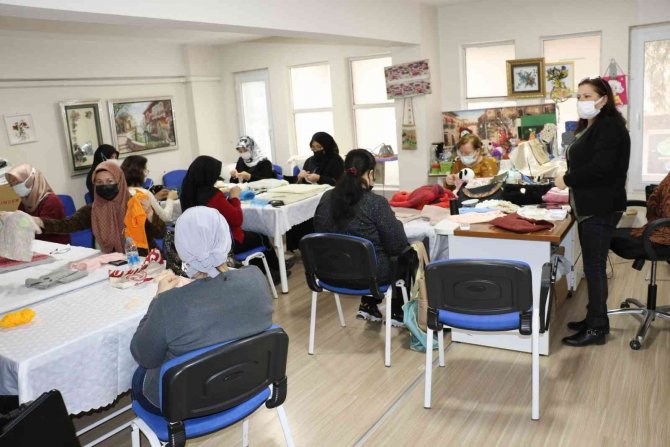 Hem Hobi Ediniyorlar Hem De Ekonomiye Katkı Sağlıyorlar