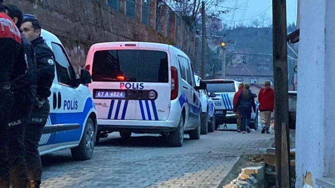 Komşuların Kavgasında Kan Aktı: 1 Yaralı