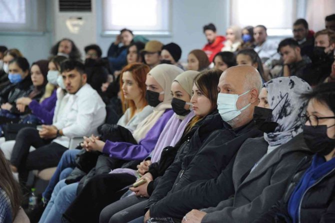 18 Mart Şehitleri Anma Günü Ve Çanakkale Deniz Zaferi Konuşuldu